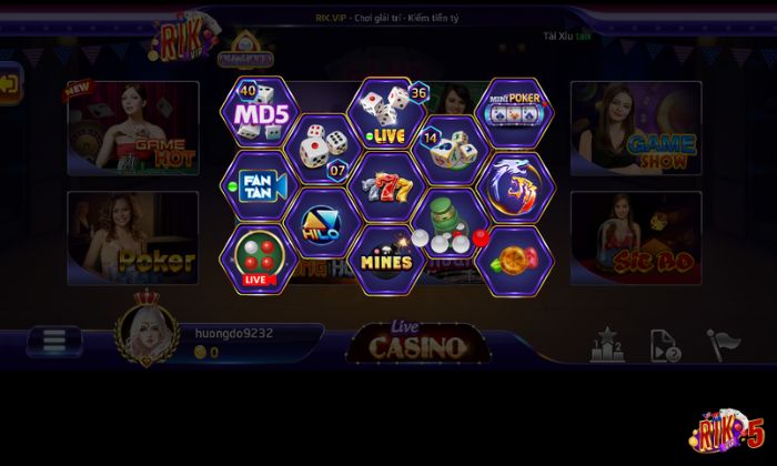 Live casino Rikvip cho phép trò chuyện với dealer và người chơi khác